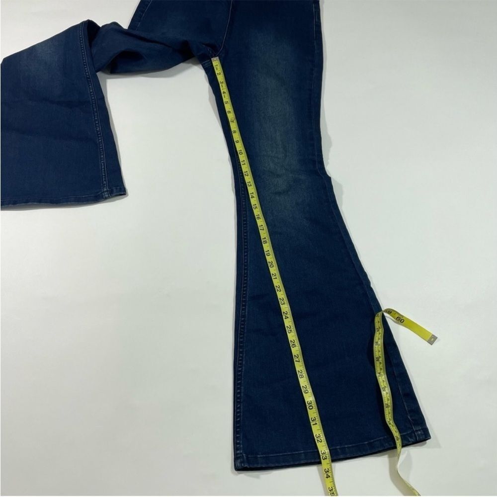Free People 90s Penny Pull On Flare Jeans Dark Wash 29 - Picture 7 of 9